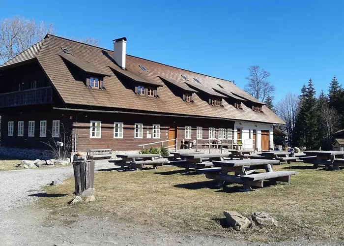 Penzion Rovina 3*